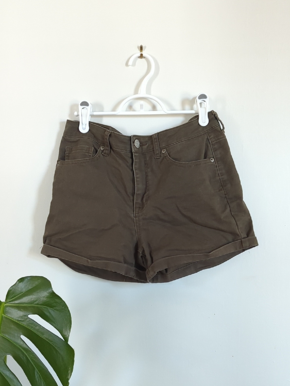 Aeropostale Olive High Waisted Midi Shorts